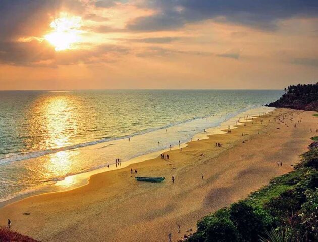 golden sands of Bekal beach